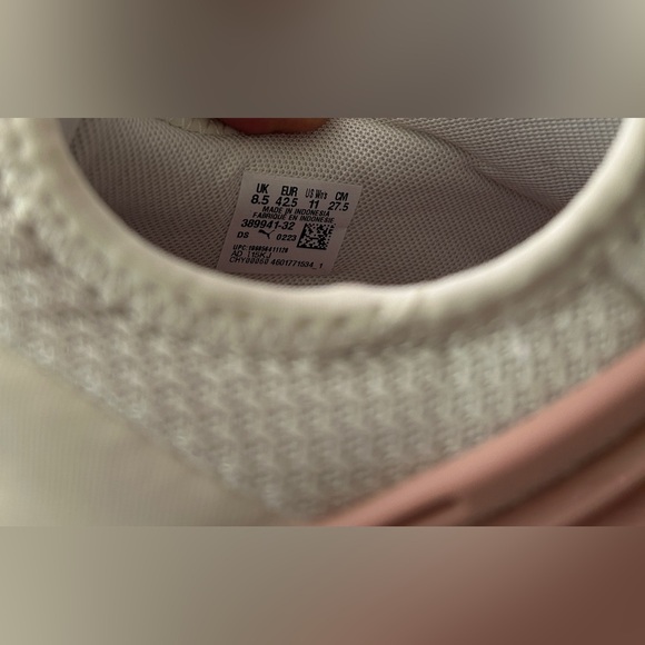 Puma Women's Cream and Pink Sneakers Size 11 EUC - Picture 5 of 6